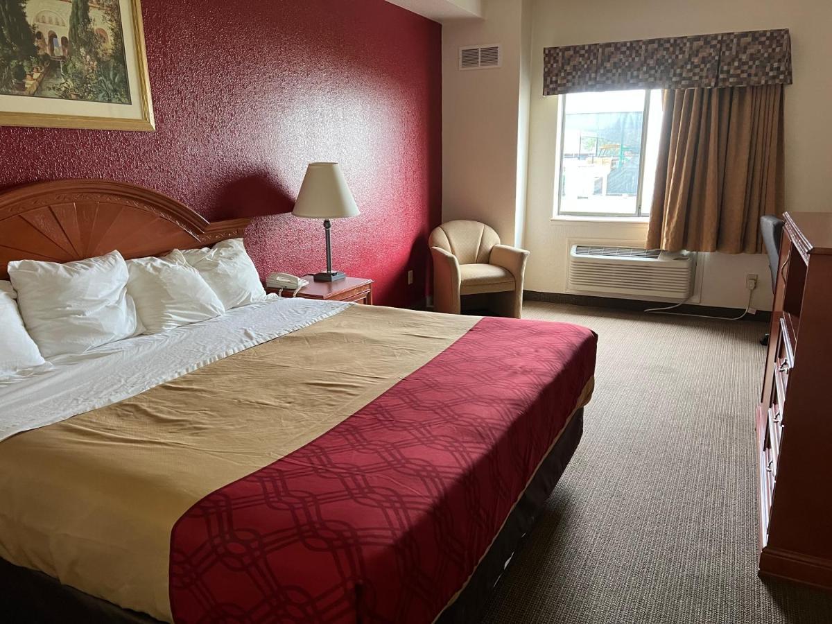 Express Inn & Suites Decatur Kültér fotó