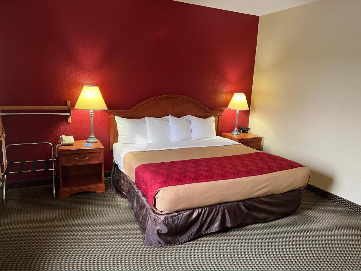 Express Inn & Suites Decatur Kültér fotó