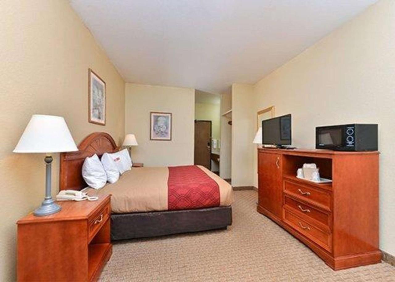 Express Inn & Suites Decatur Kültér fotó